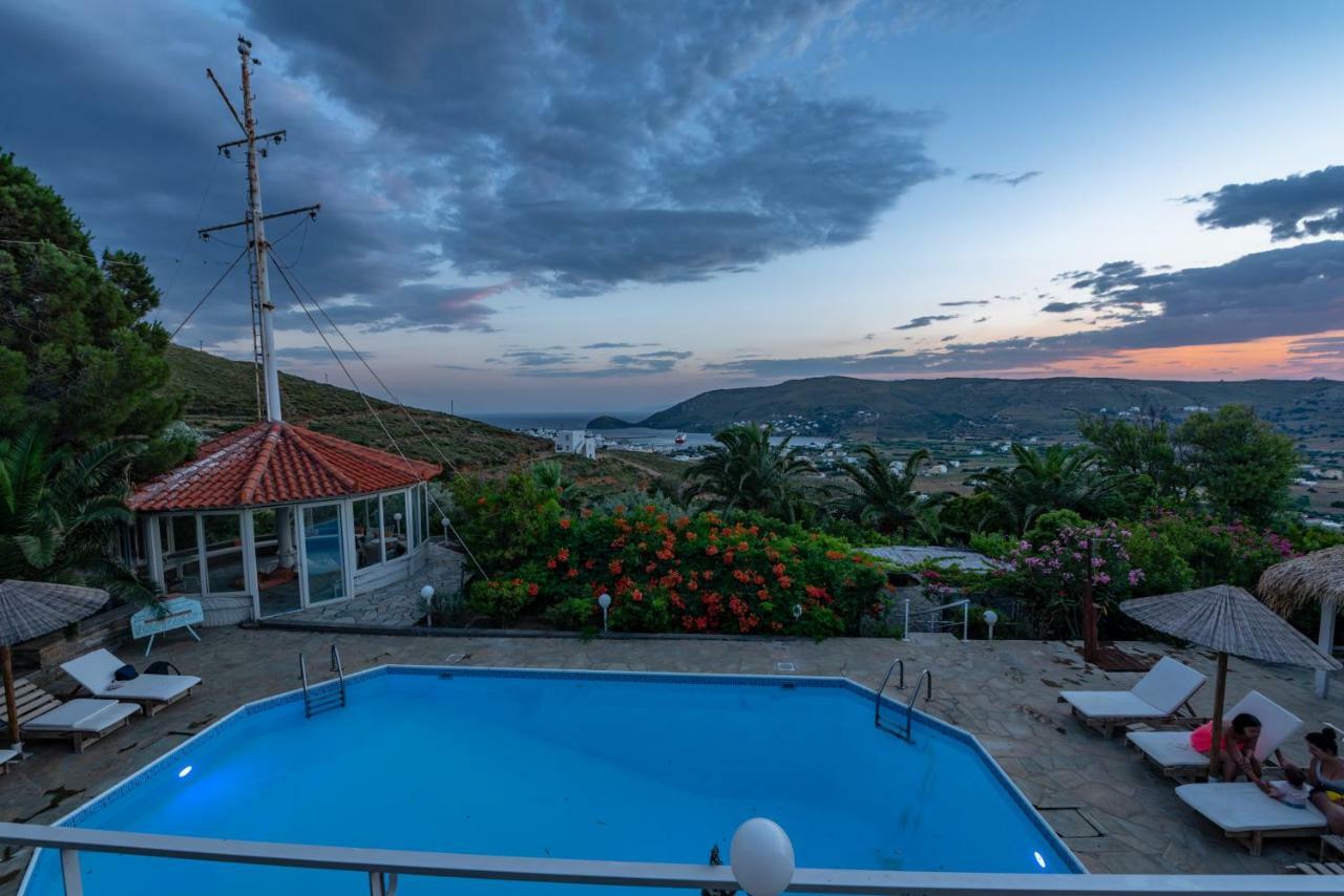 Kymothoi Rooms & Pool Bar Gavrio Exteriér fotografie