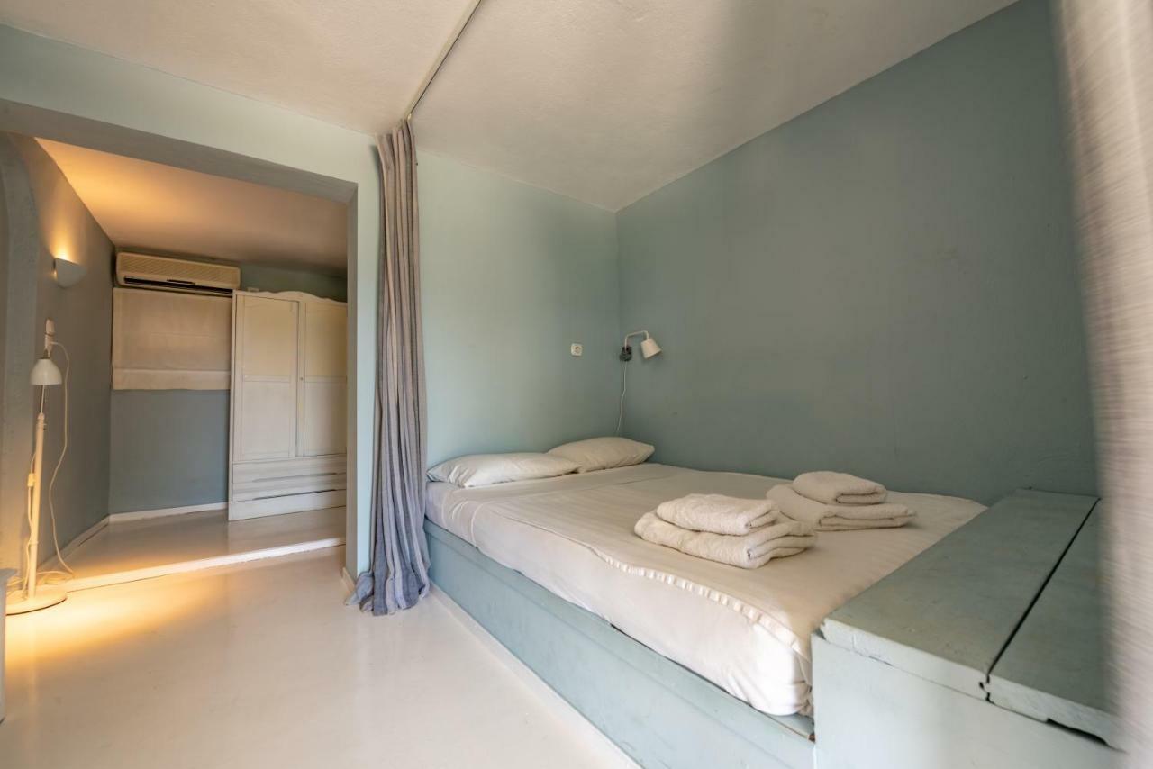 Kymothoi Rooms & Pool Bar Gavrio Exteriér fotografie