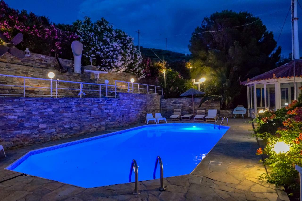 Kymothoi Rooms & Pool Bar Gavrio Exteriér fotografie