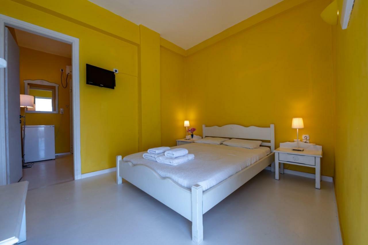 Kymothoi Rooms & Pool Bar Gavrio Exteriér fotografie