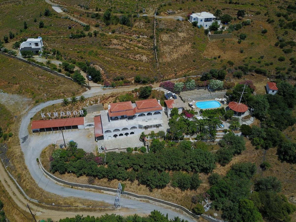 Kymothoi Rooms & Pool Bar Gavrio Pokoj fotografie
